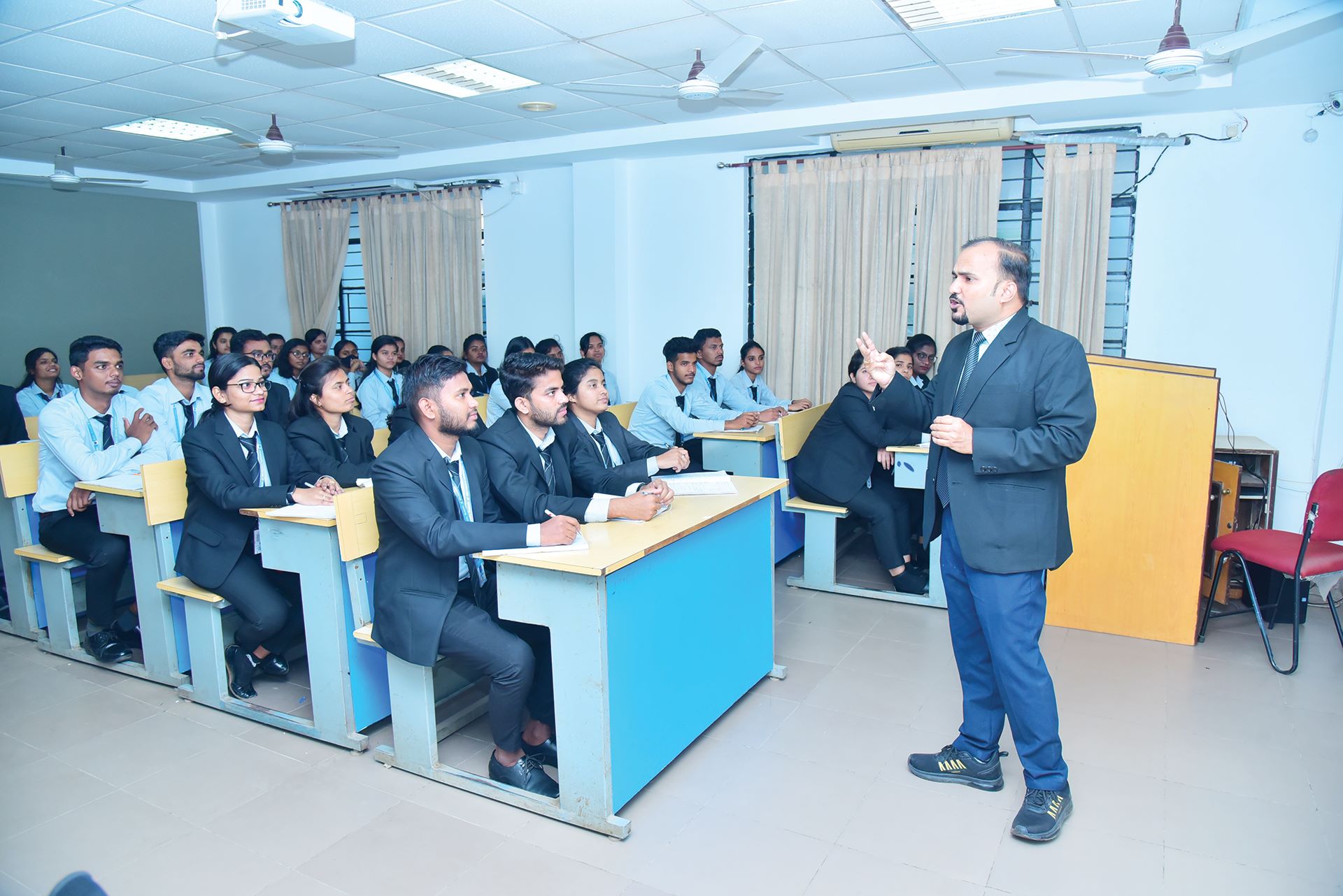 Best MBA College in Bhubaneswar Odisha Srusti Academy Bhubaneswar