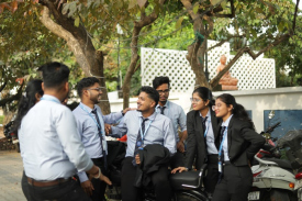 Computer lab facility for MBA and MCA students at Srusti Academy